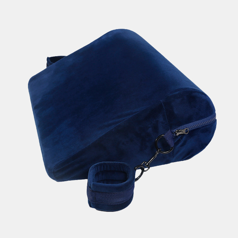 Rund hörn triangelkudde med manschetter